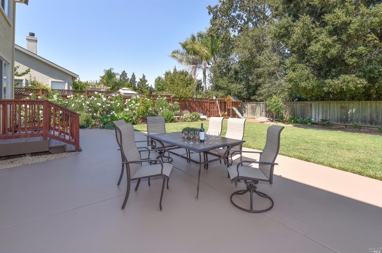 100 Griffen Ln, Napa, CA 94558 photo 24