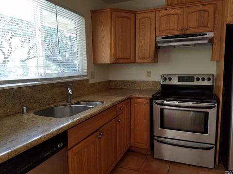 1710 Wildwood Rd, Ukiah, CA 95482 photo 3