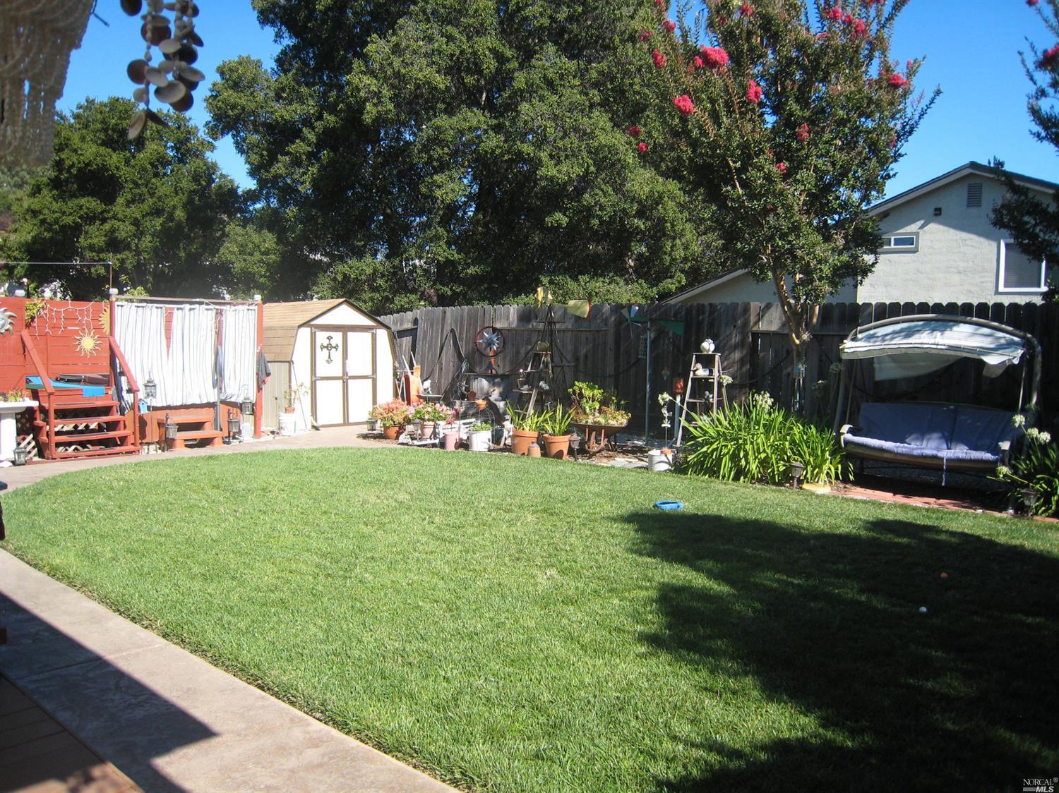 100 Daffodil Cir, Vallejo, CA 94591 photo 22