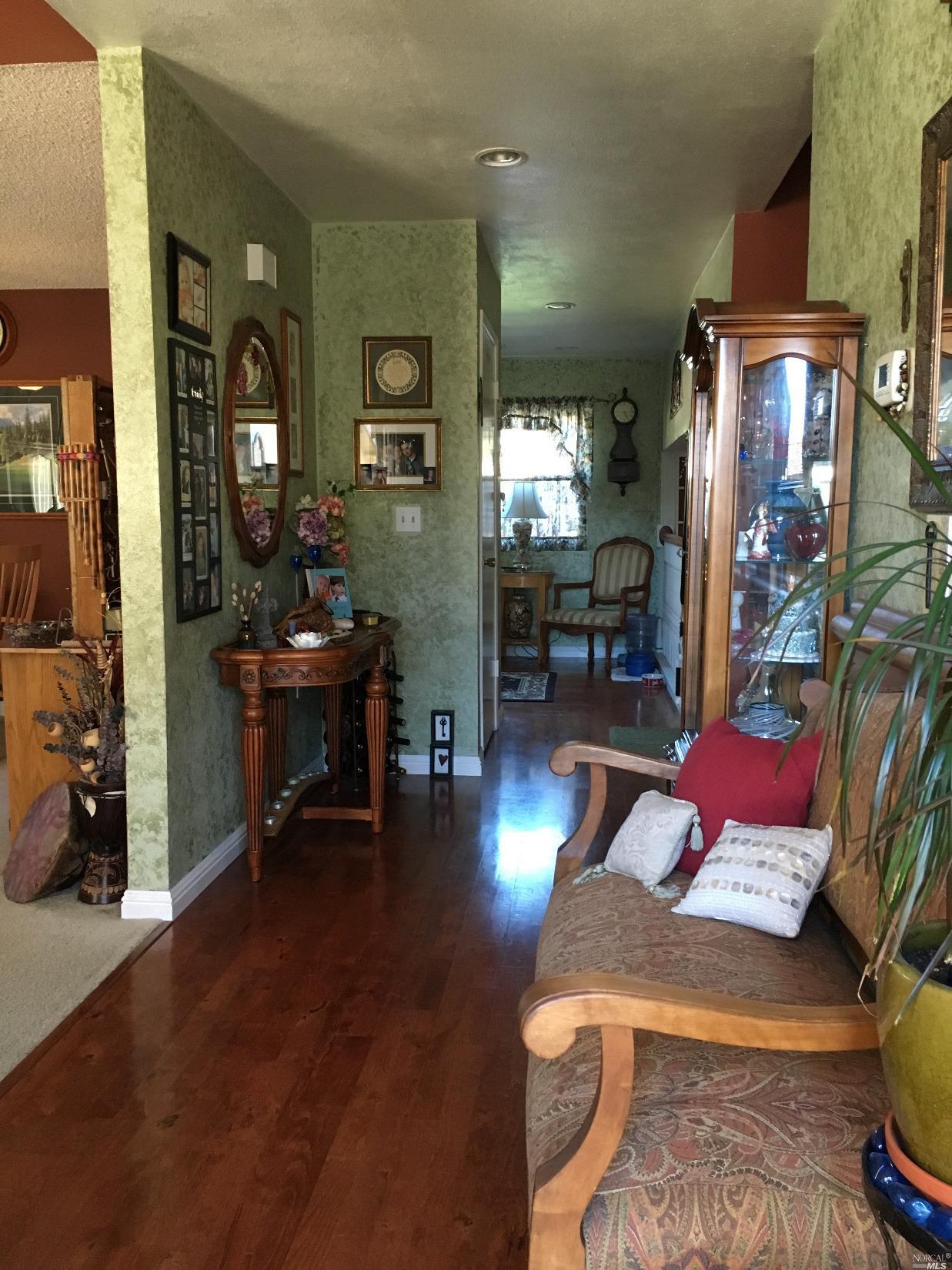 100 Daffodil Cir, Vallejo, CA 94591 photo 10