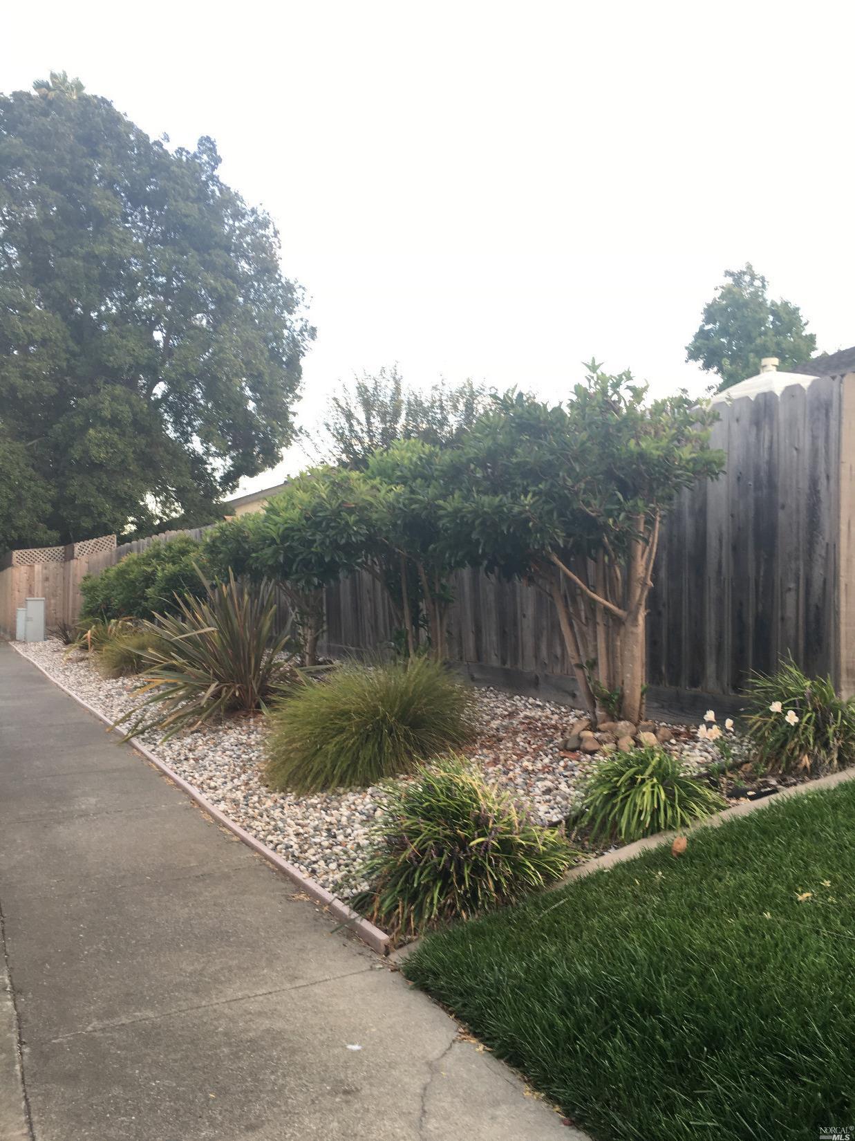 100 Daffodil Cir, Vallejo, CA 94591 photo 5