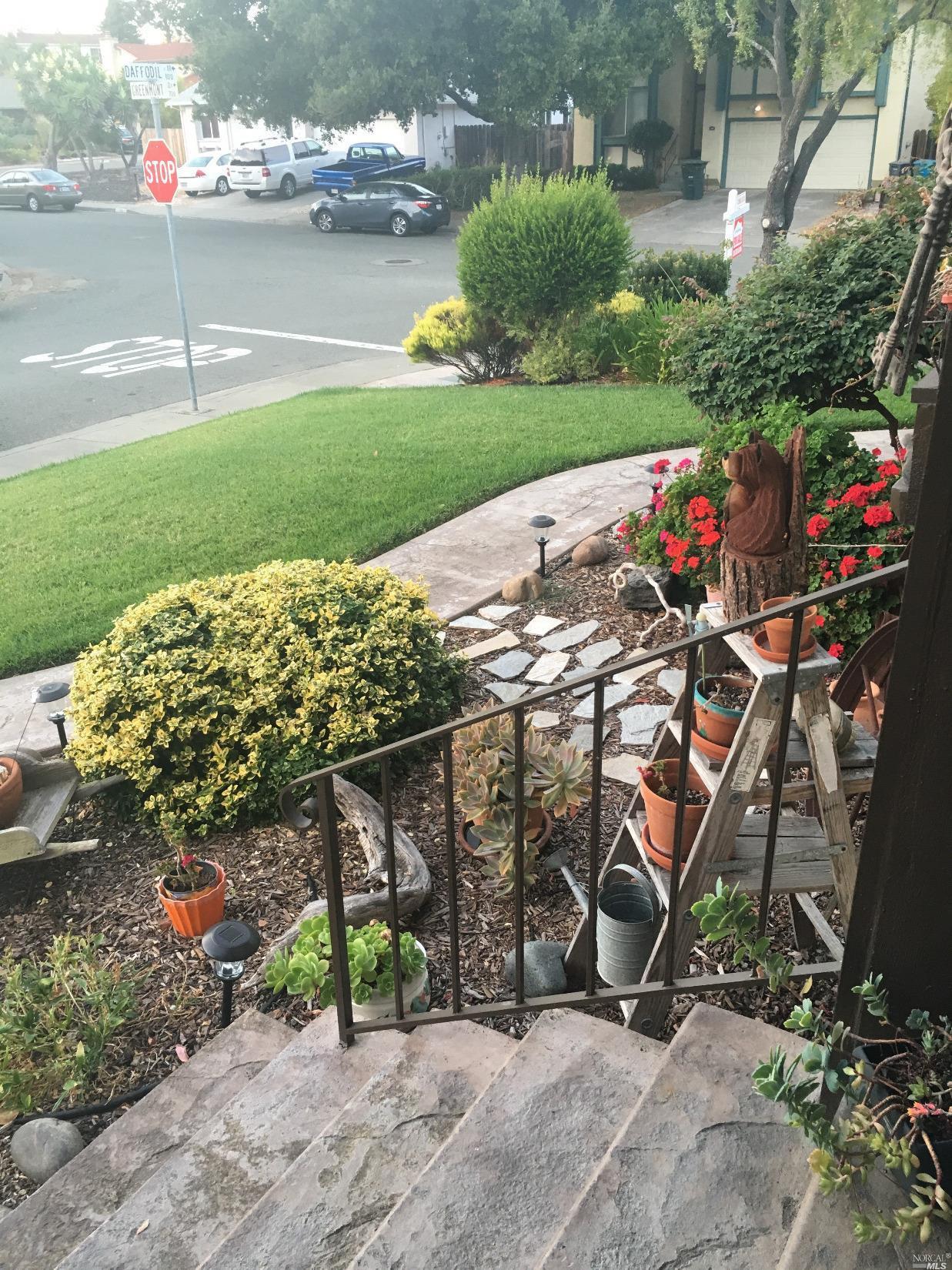 100 Daffodil Cir, Vallejo, CA 94591 photo 8