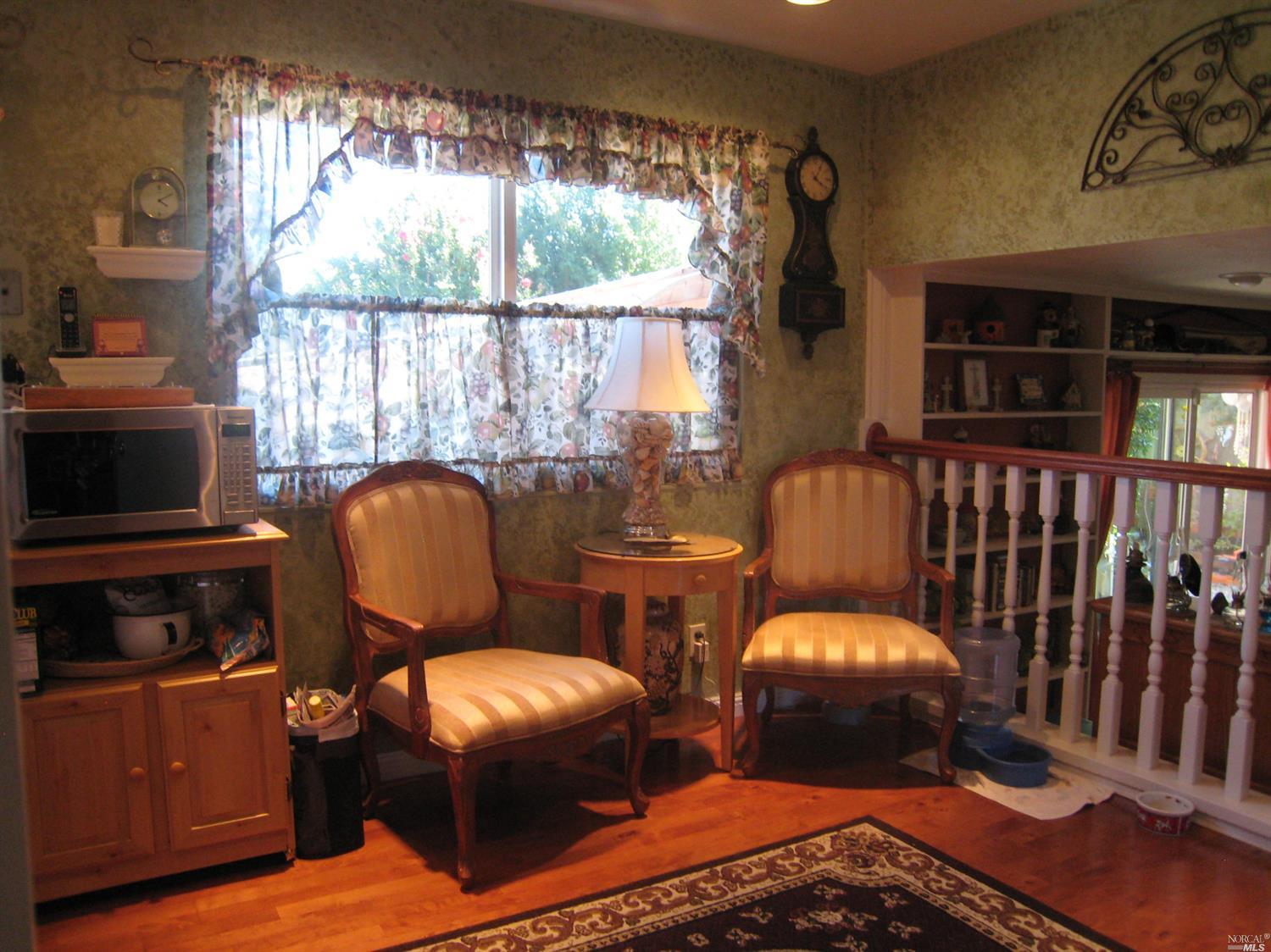 100 Daffodil Cir, Vallejo, CA 94591 photo 13