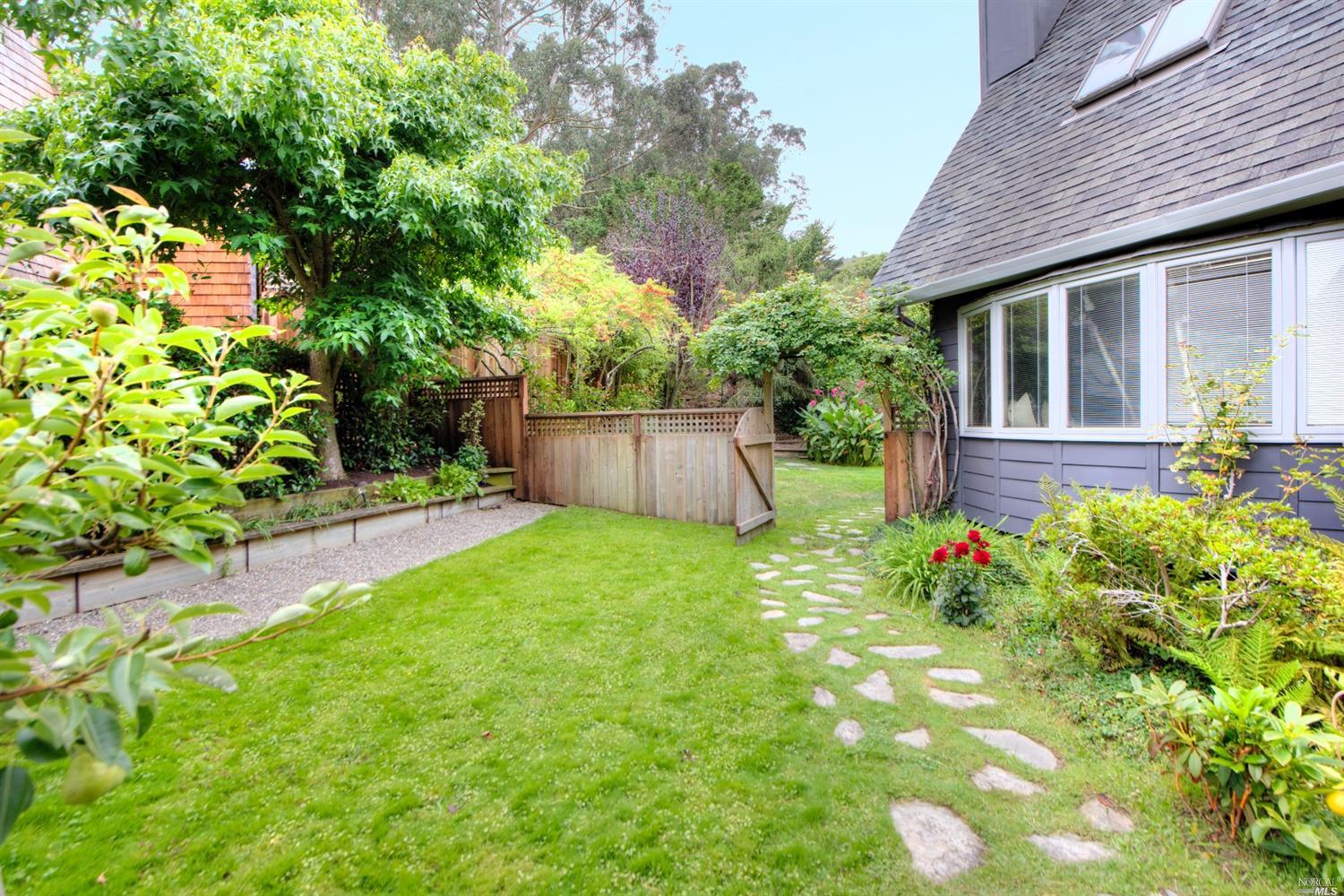 204 Buchanan Dr, Sausalito, CA 94965 photo 4