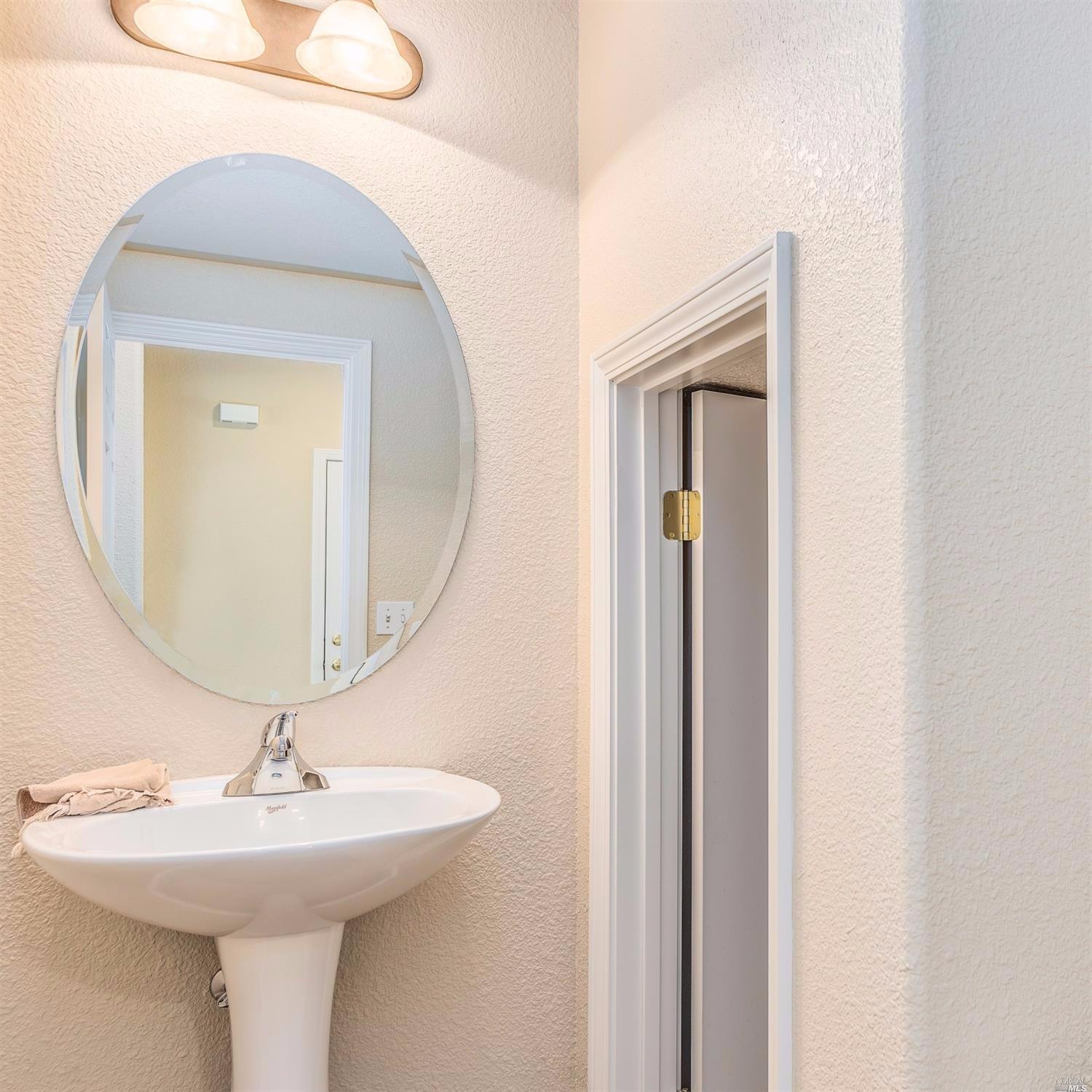 656 Parisio Cir, Fairfield, CA 94534 photo 7