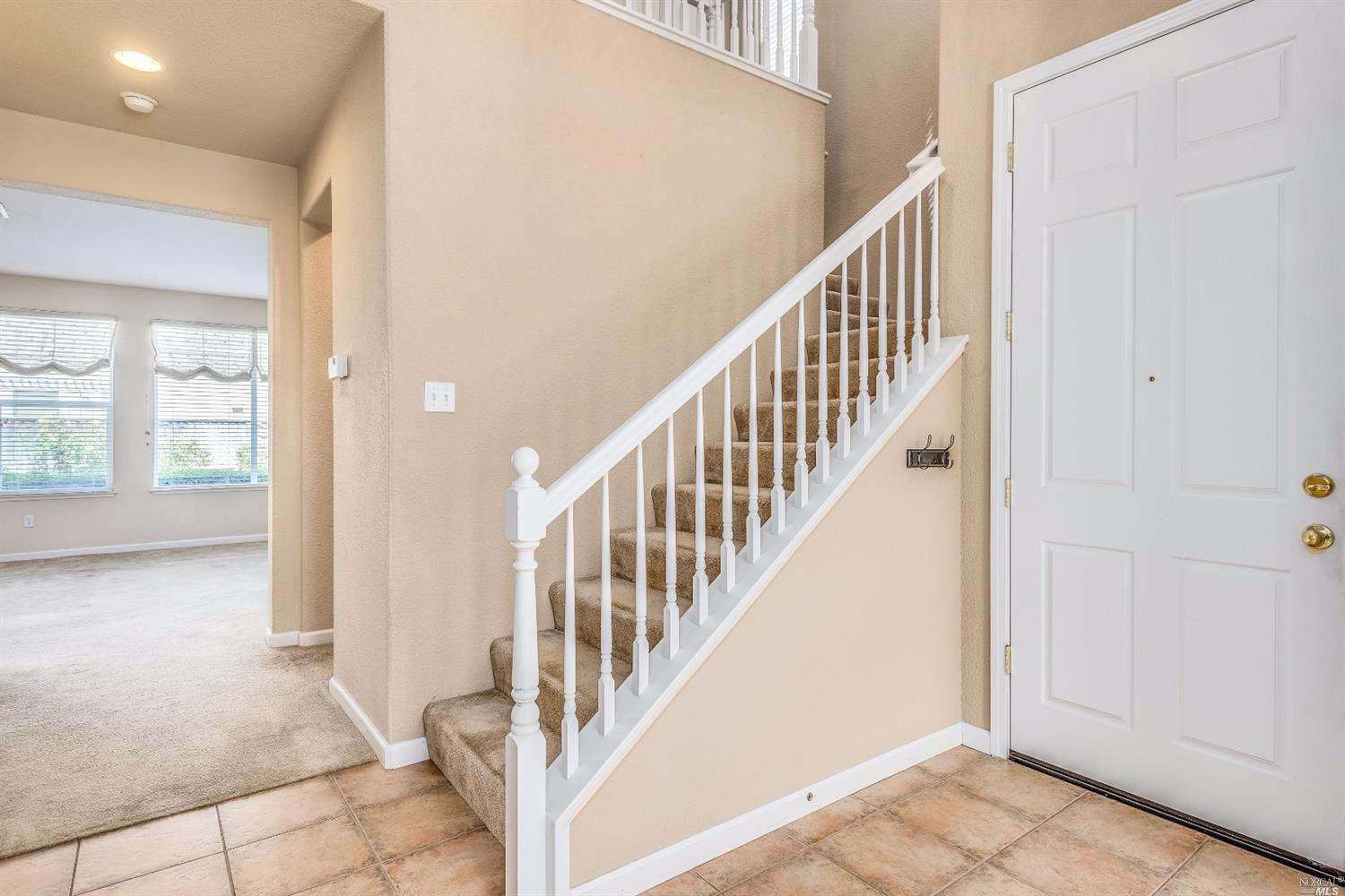 656 Parisio Cir, Fairfield, CA 94534 photo 6