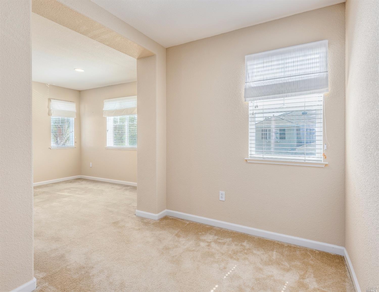 656 Parisio Cir, Fairfield, CA 94534 photo 27