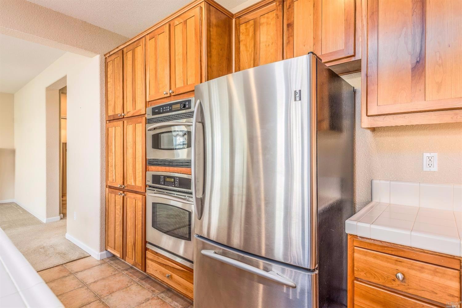656 Parisio Cir, Fairfield, CA 94534 photo 9