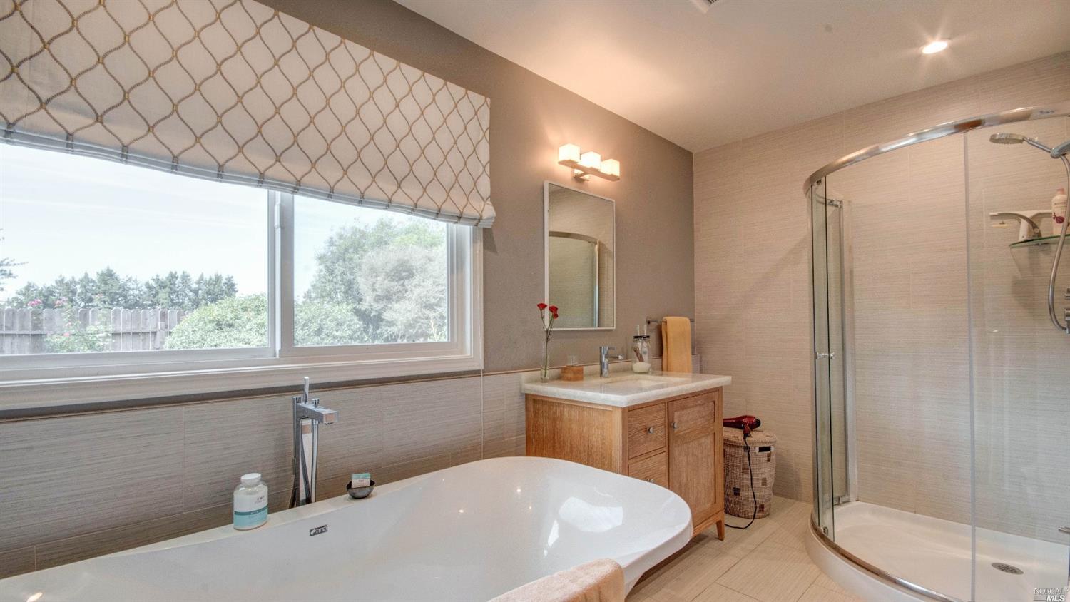 40 Everett Rd, Petaluma, CA 94952 photo 11