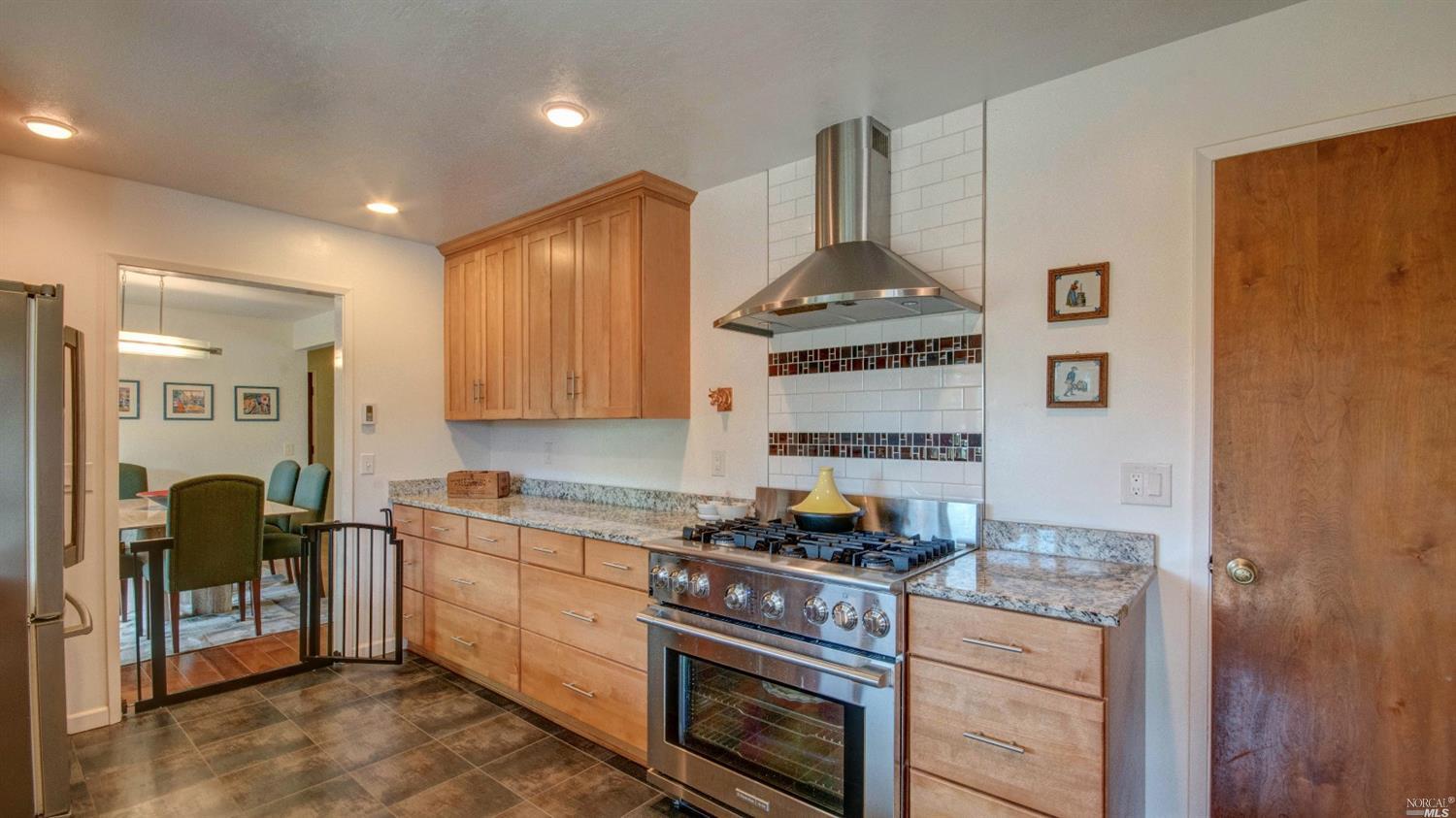 40 Everett Rd, Petaluma, CA 94952 photo 7