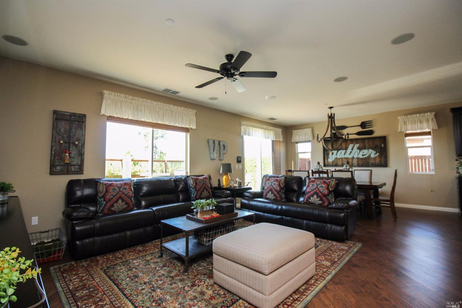 1371 Couples Cir, Fairfield, CA 94533 photo 6