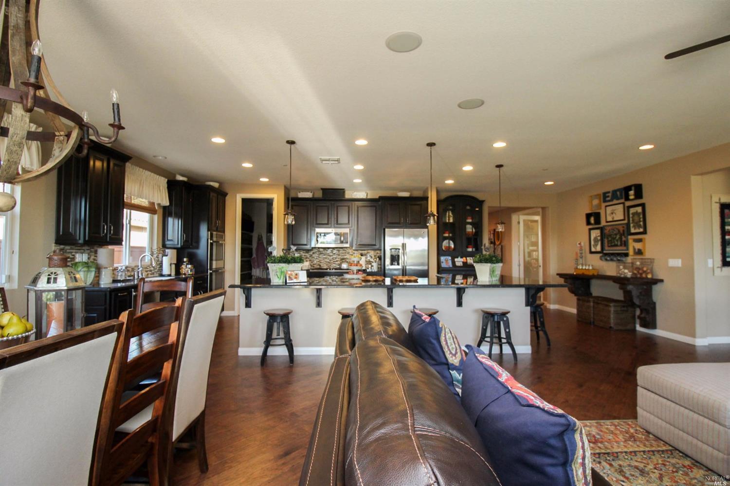 1371 Couples Cir, Fairfield, CA 94533 photo 8
