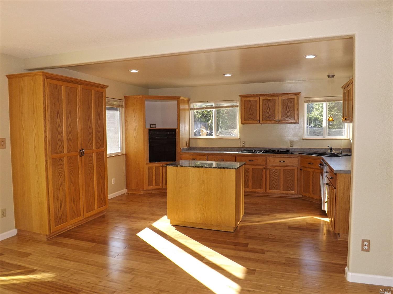 1841 Crawford Dr, Willits, CA 95490 photo 10