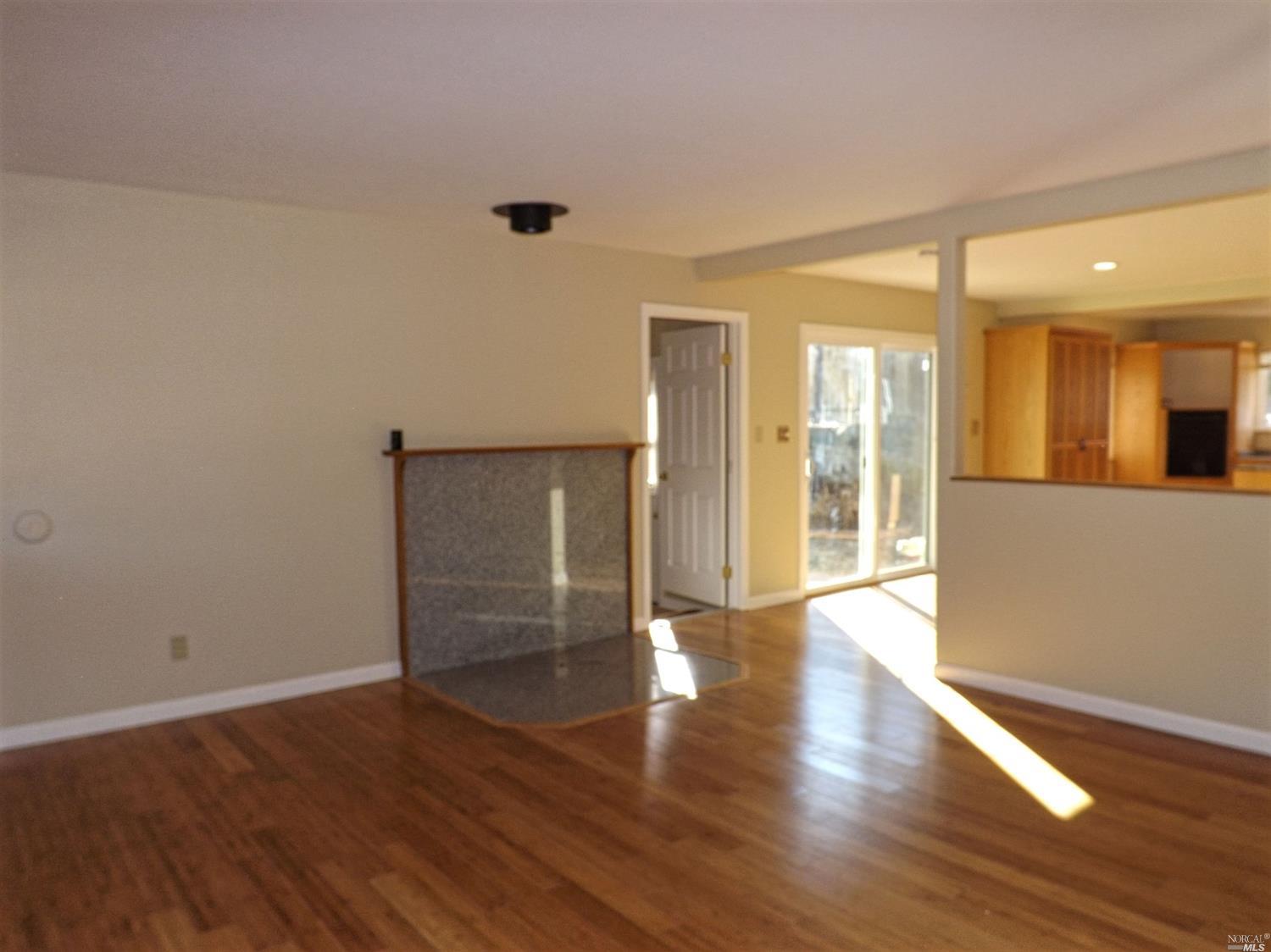 1841 Crawford Dr, Willits, CA 95490 photo 3