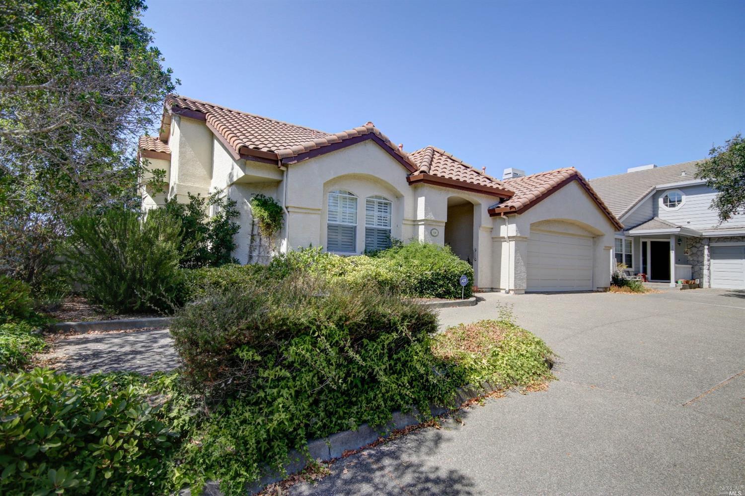 210 Windsor Dr, Petaluma, CA 94952 photo 2