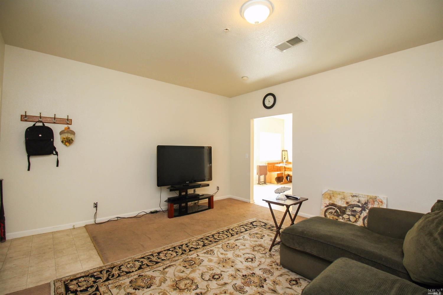 414 Anderson Ave, Winters, CA 95694 photo 4