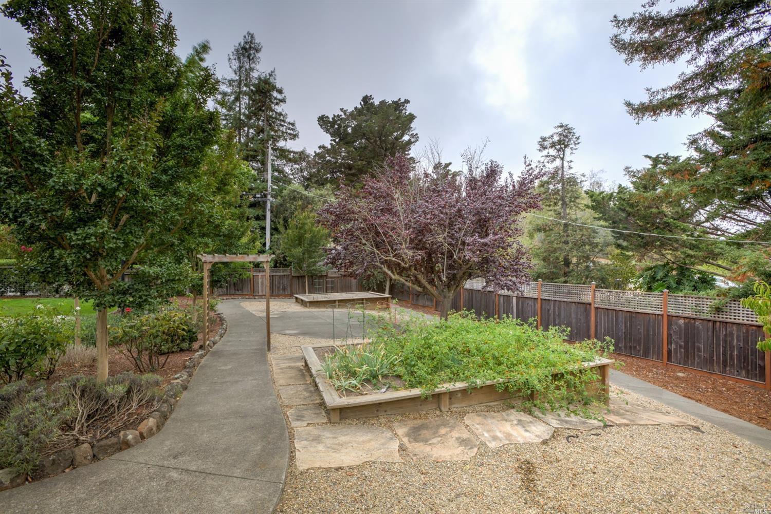 8842 Lund Hill Ln, Cotati, CA 94931 photo 30