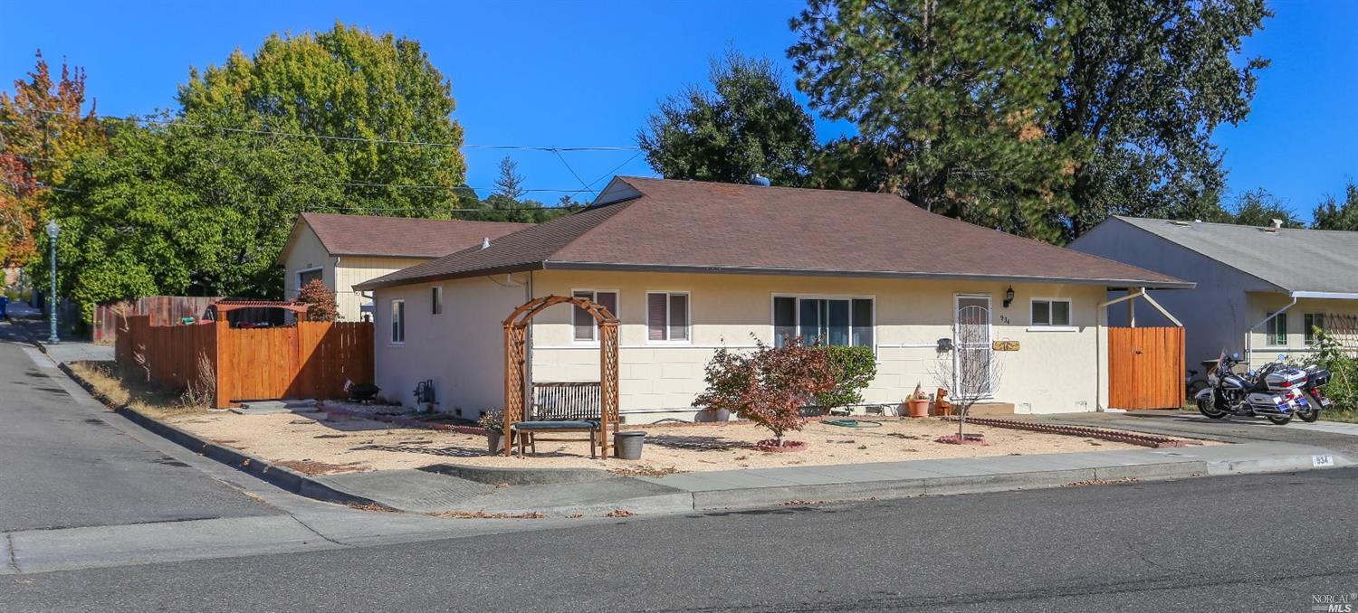 934 Maxwell St, Healdsburg, CA 95448 photo 3