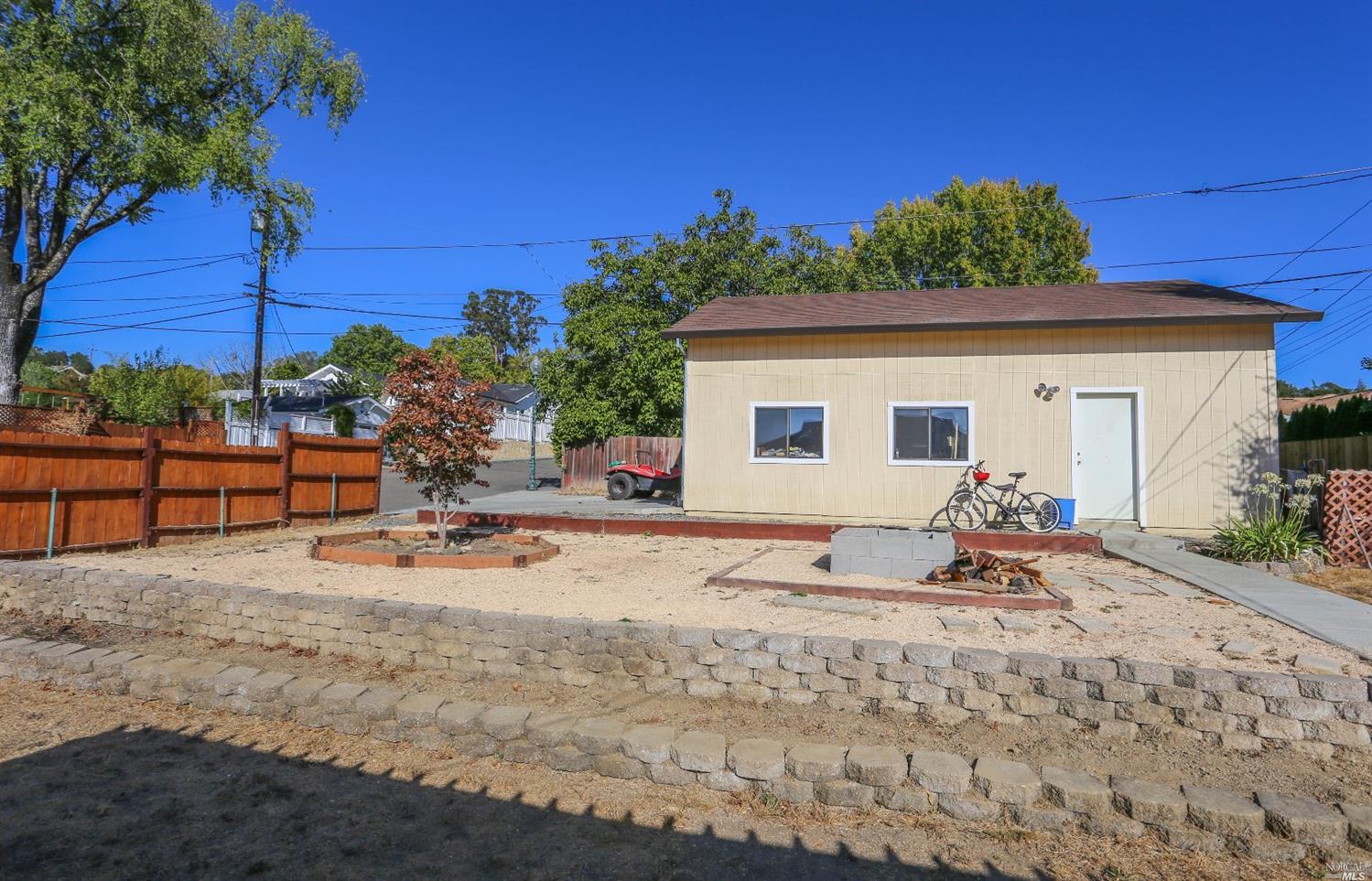 934 Maxwell St, Healdsburg, CA 95448 photo 9