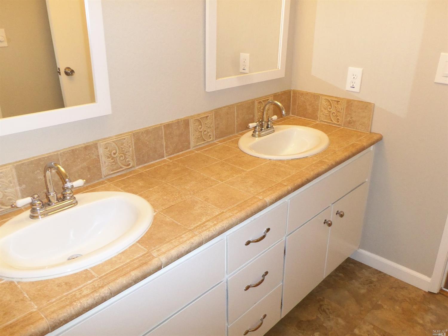 199 Lands End Ct, Vallejo, CA 94591 photo 9