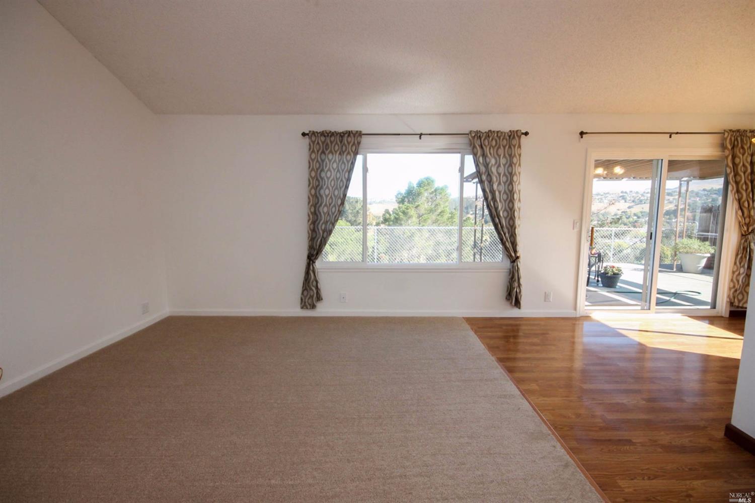148 Molina St, Vallejo, CA 94591 photo 4