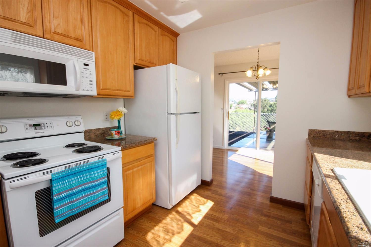 148 Molina St, Vallejo, CA 94591 photo 17