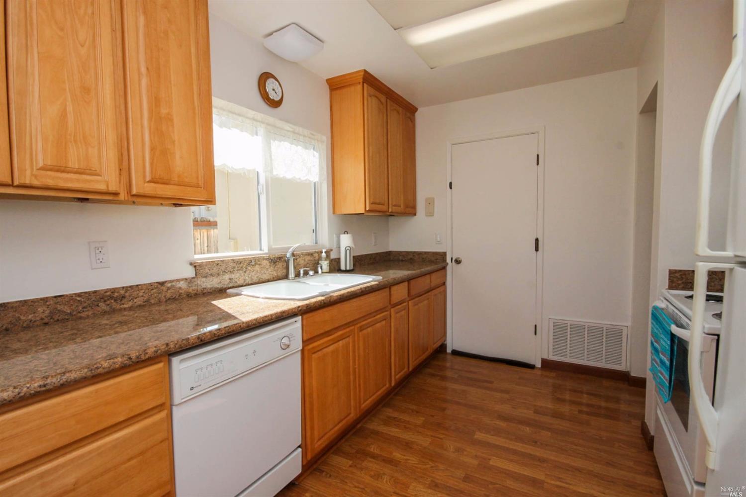 148 Molina St, Vallejo, CA 94591 photo 15