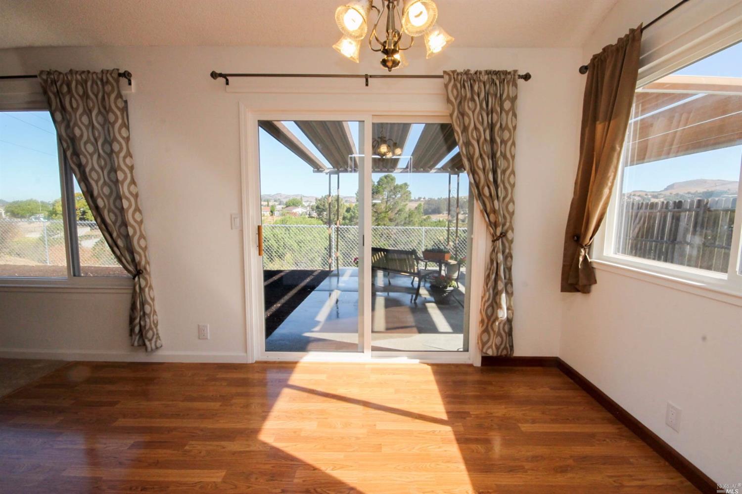 148 Molina St, Vallejo, CA 94591 photo 12