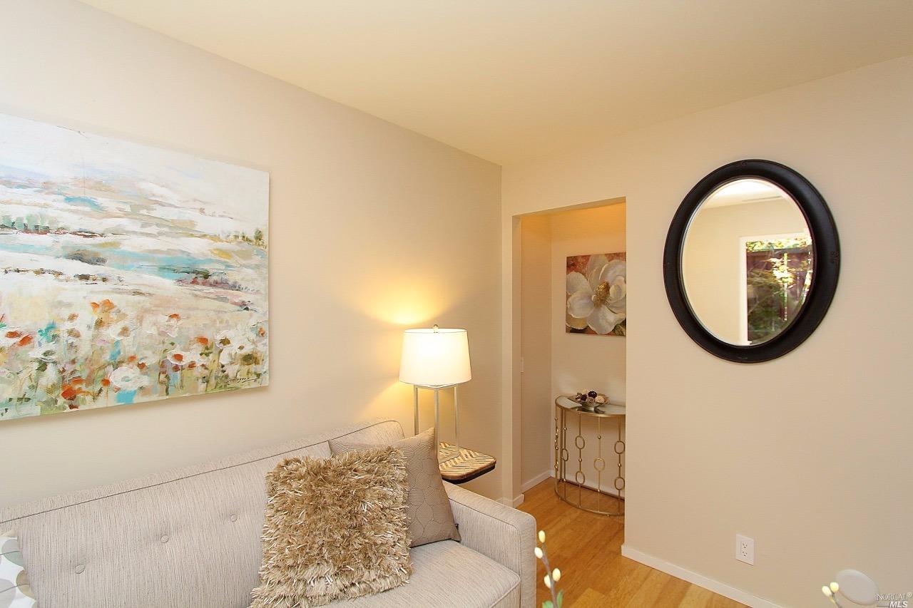 16 Deuce Ct, Fairfax, CA 94930 photo 8