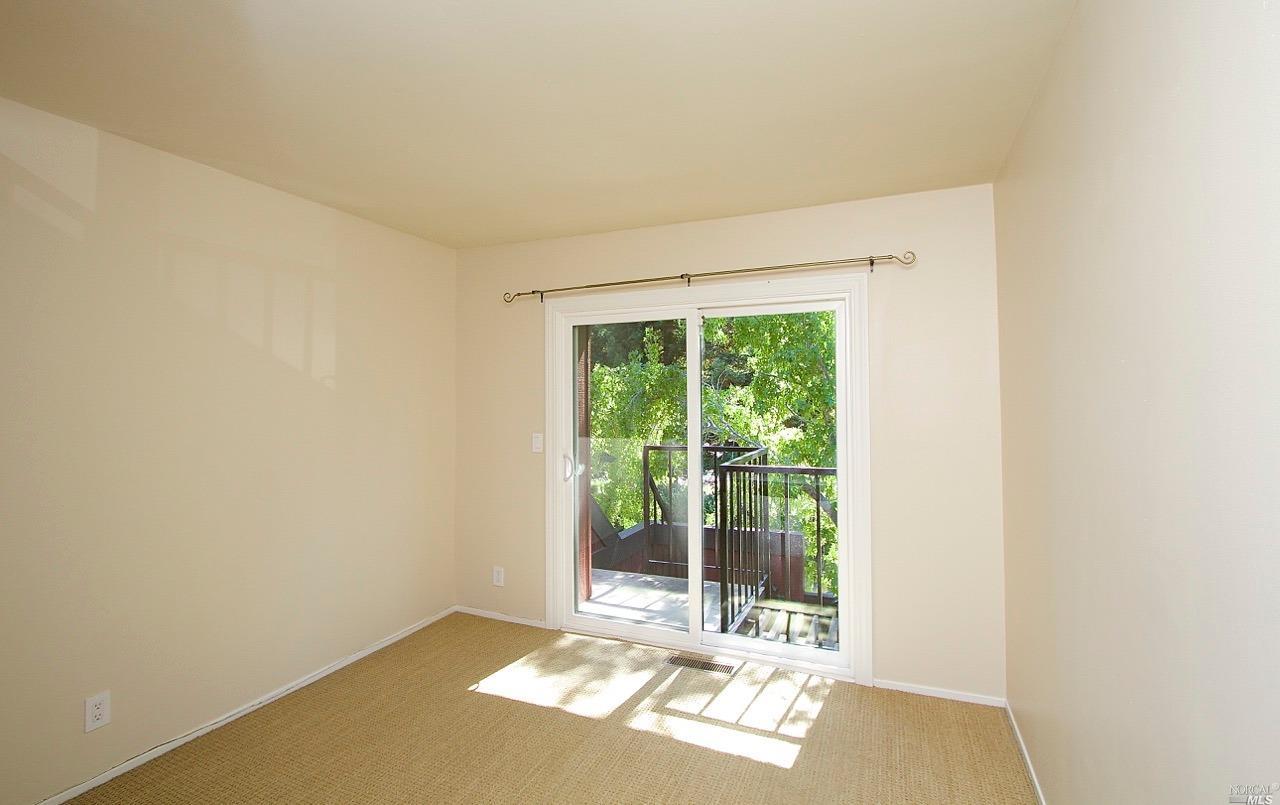 16 Deuce Ct, Fairfax, CA 94930 photo 9