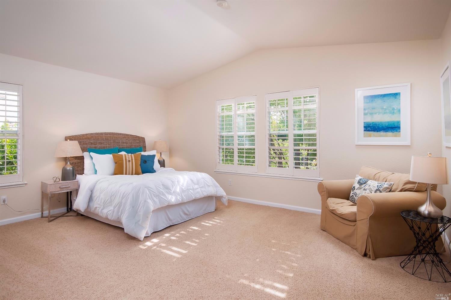 22 Moore Rd, Novato, CA 94949 photo 12
