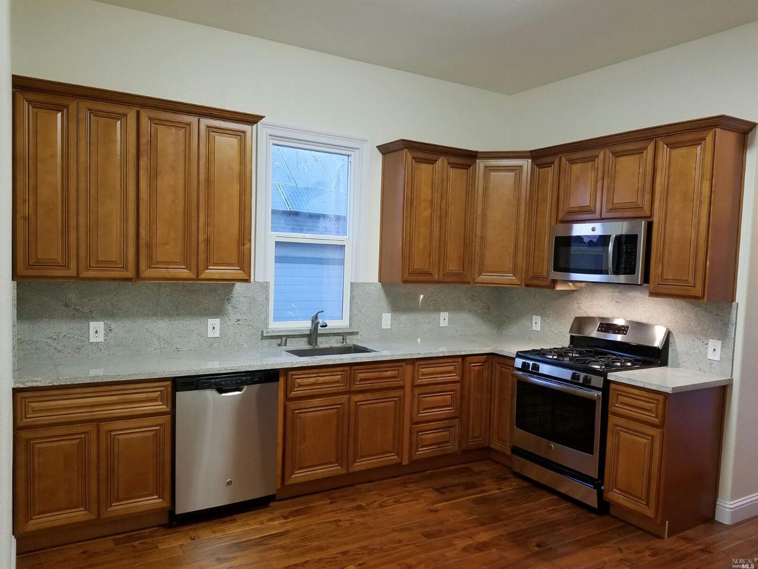342 Kentucky St, Vallejo, CA 94590 photo 3