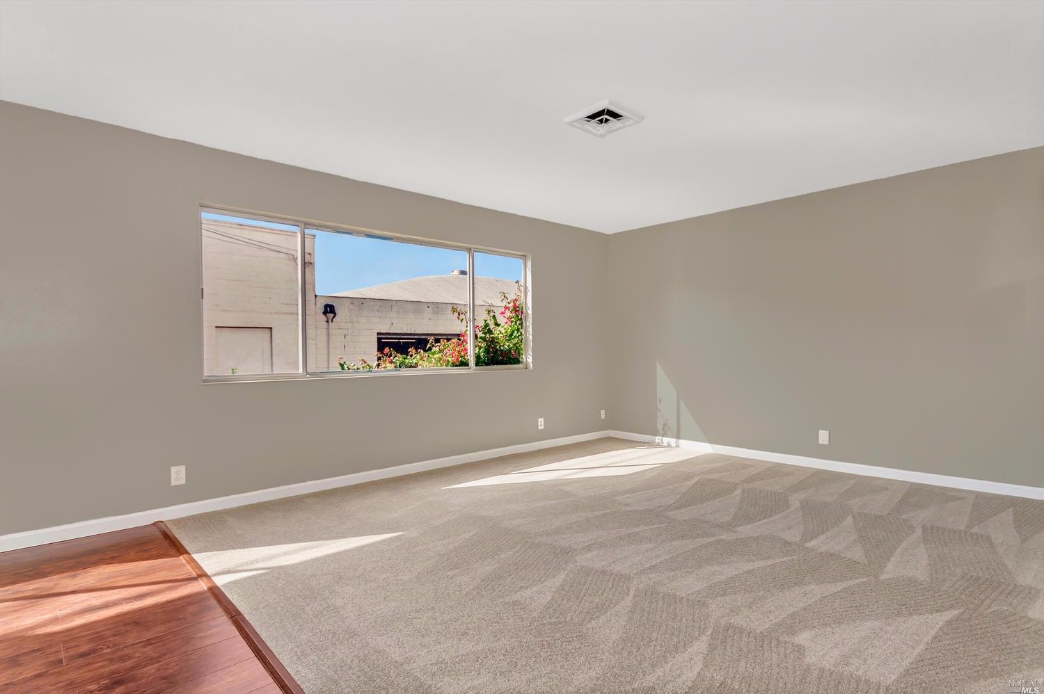 646 Everett Pl, Vallejo, CA 94590 photo 4