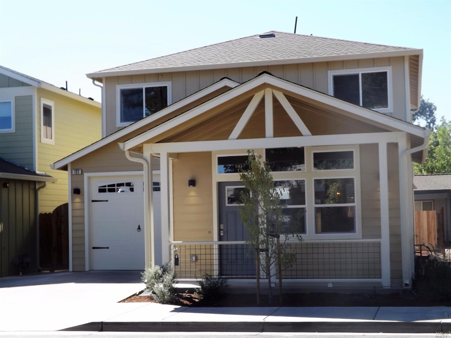 127 Ford St, Ukiah, CA 95482 photo 1
