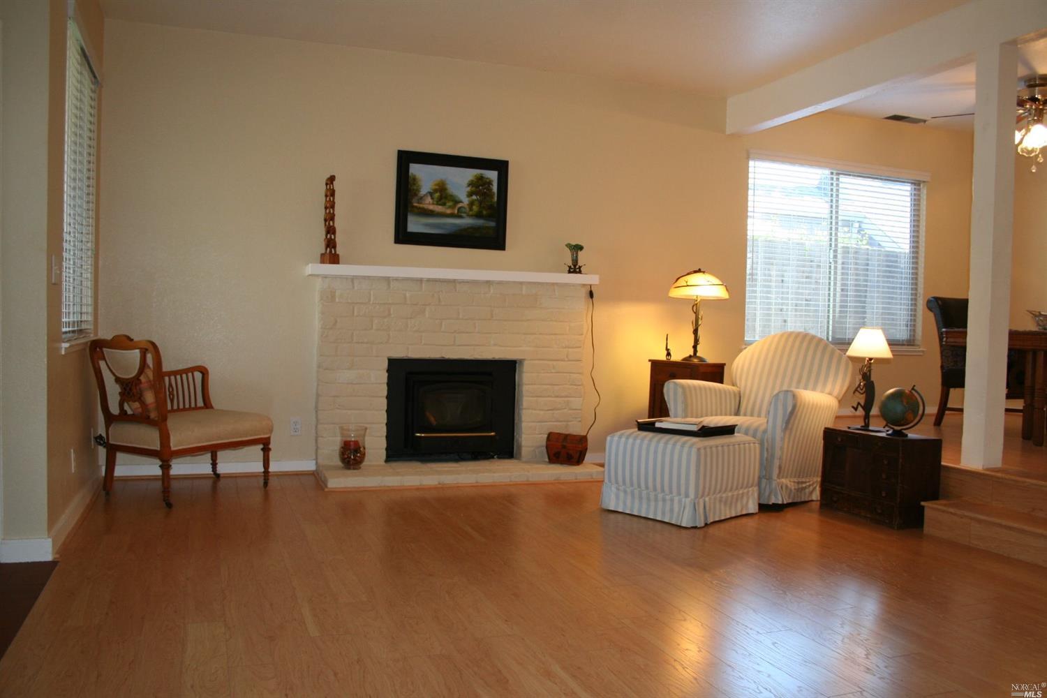 879 2nd St W, Sonoma, CA 95476 photo 2