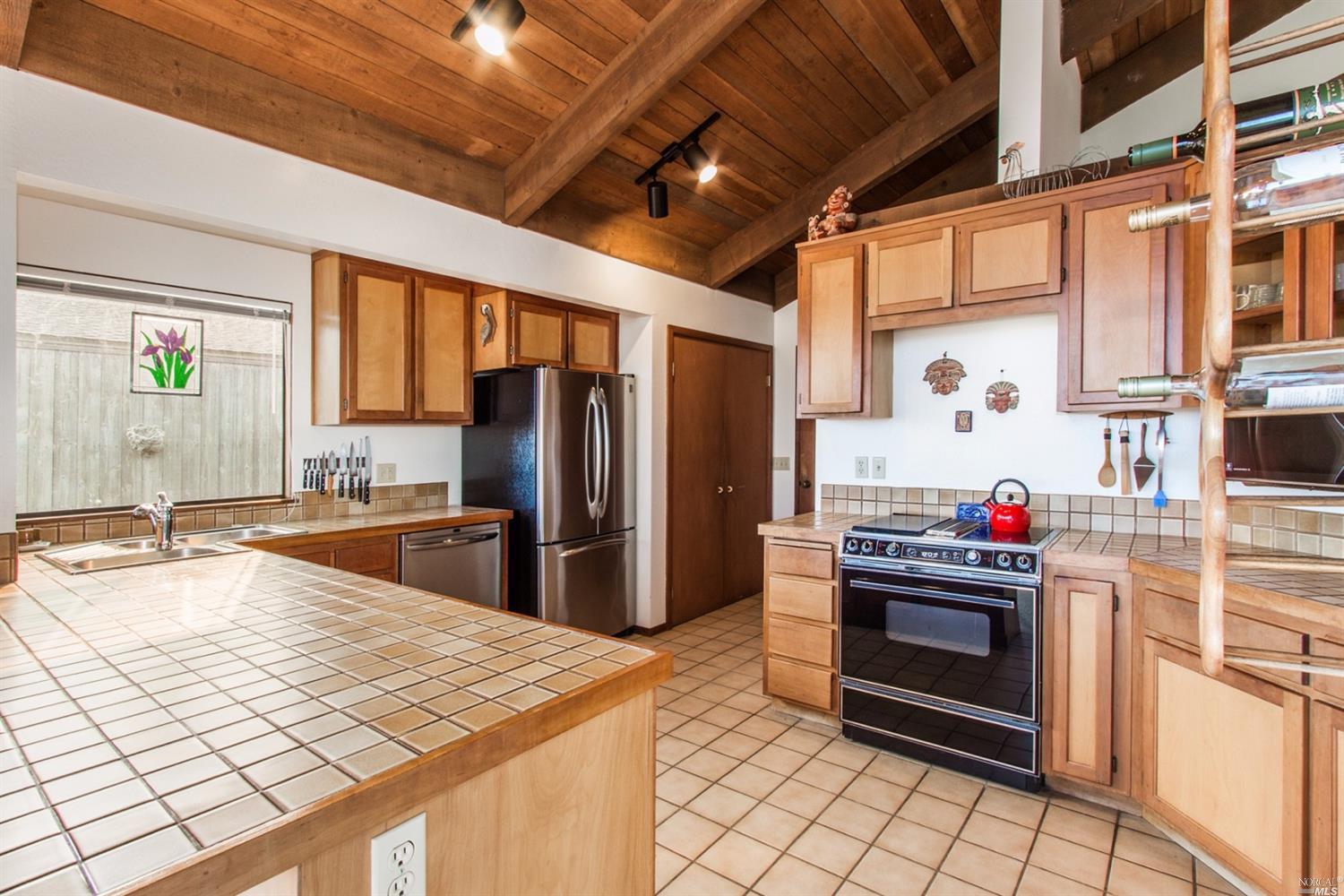 140 Surfbird Ct, Bodega Bay, CA 94923 photo 5