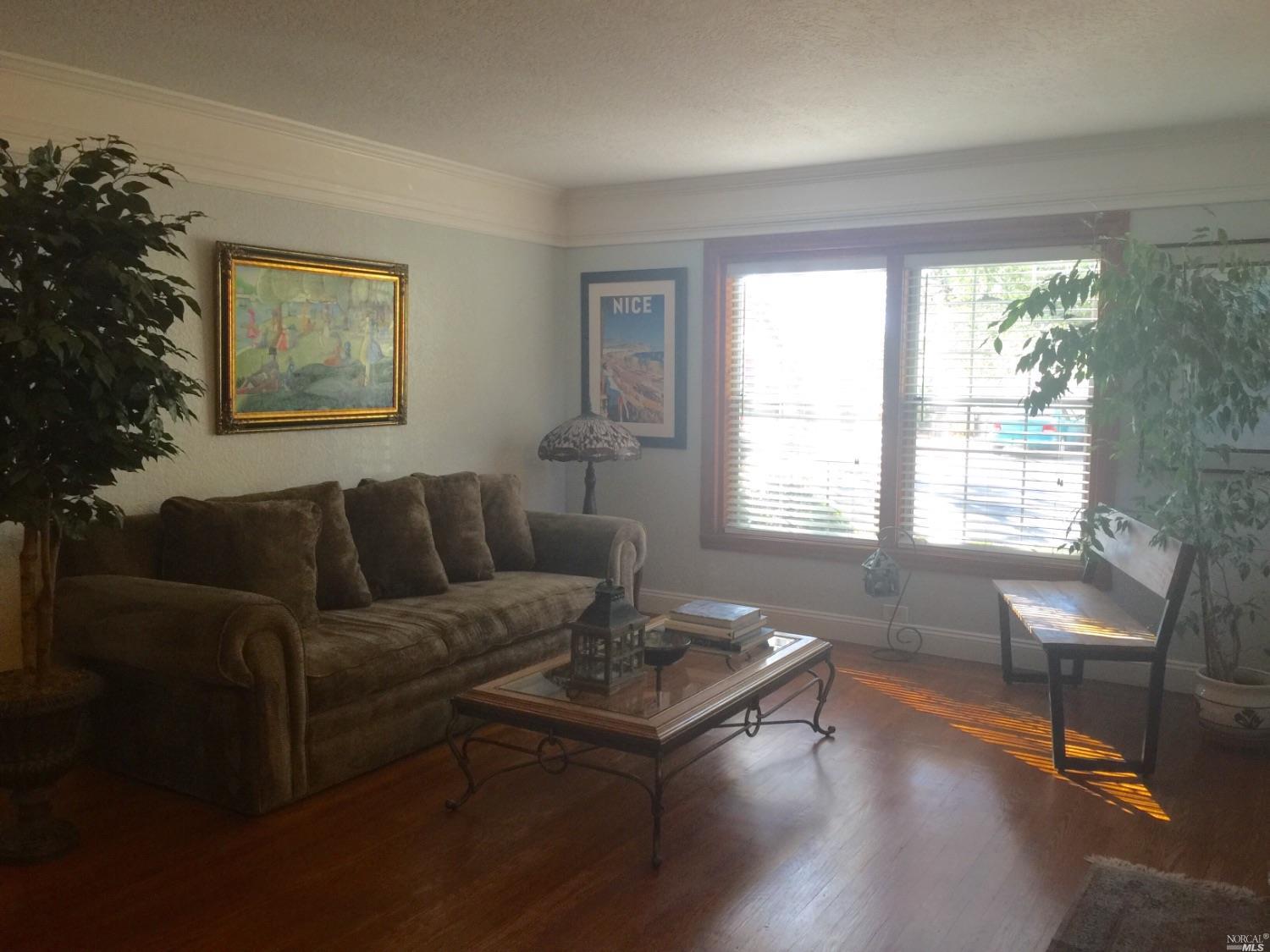 1304 Empire St, Fairfield, CA 94533 photo 3