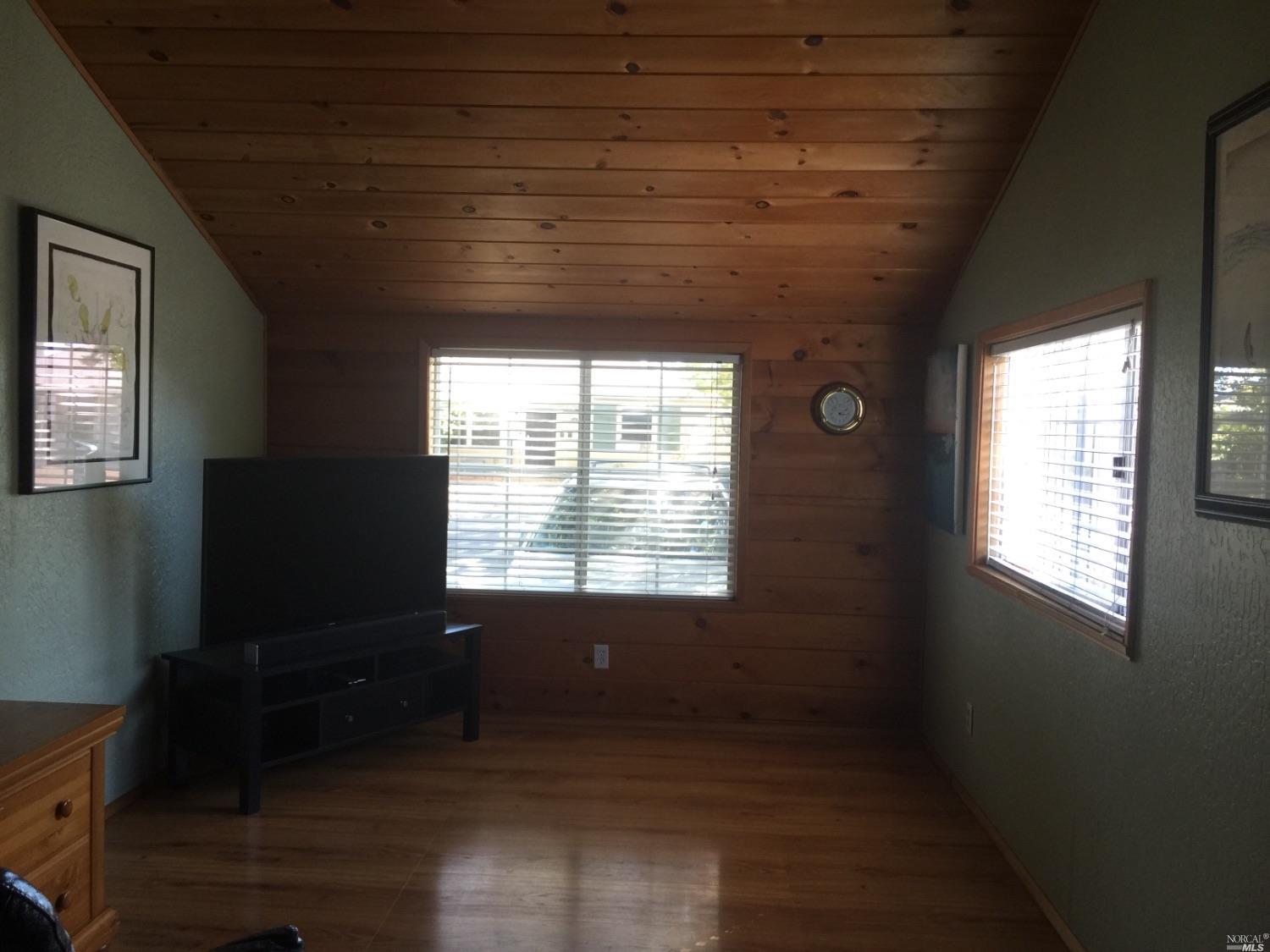 1304 Empire St, Fairfield, CA 94533 photo 8
