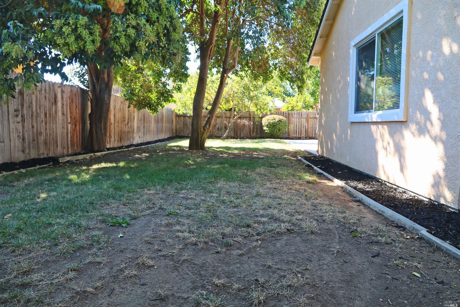 309 W H St, Dixon, CA 95620 photo 18