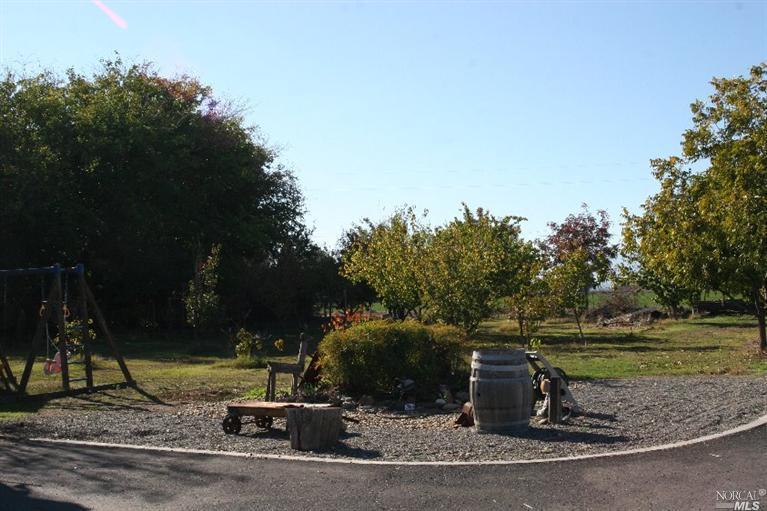7732 Serpa Ln, Dixon, CA 95620 photo 19