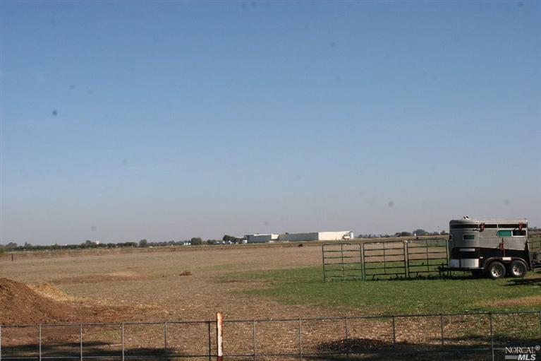 7732 Serpa Ln, Dixon, CA 95620 photo 23