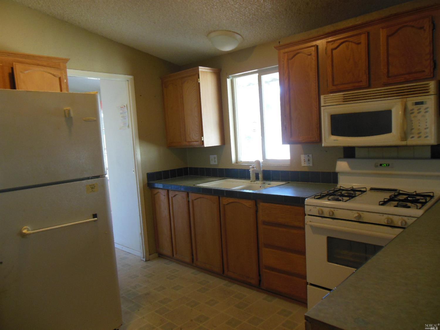 223 Heidi Ct, Windsor, CA 95492 photo 10
