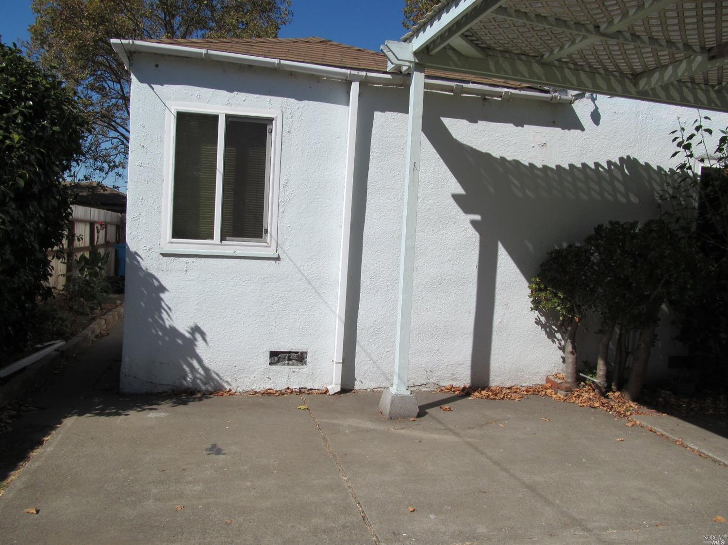 1032 Western Ave, Vallejo, CA 94590 photo 9
