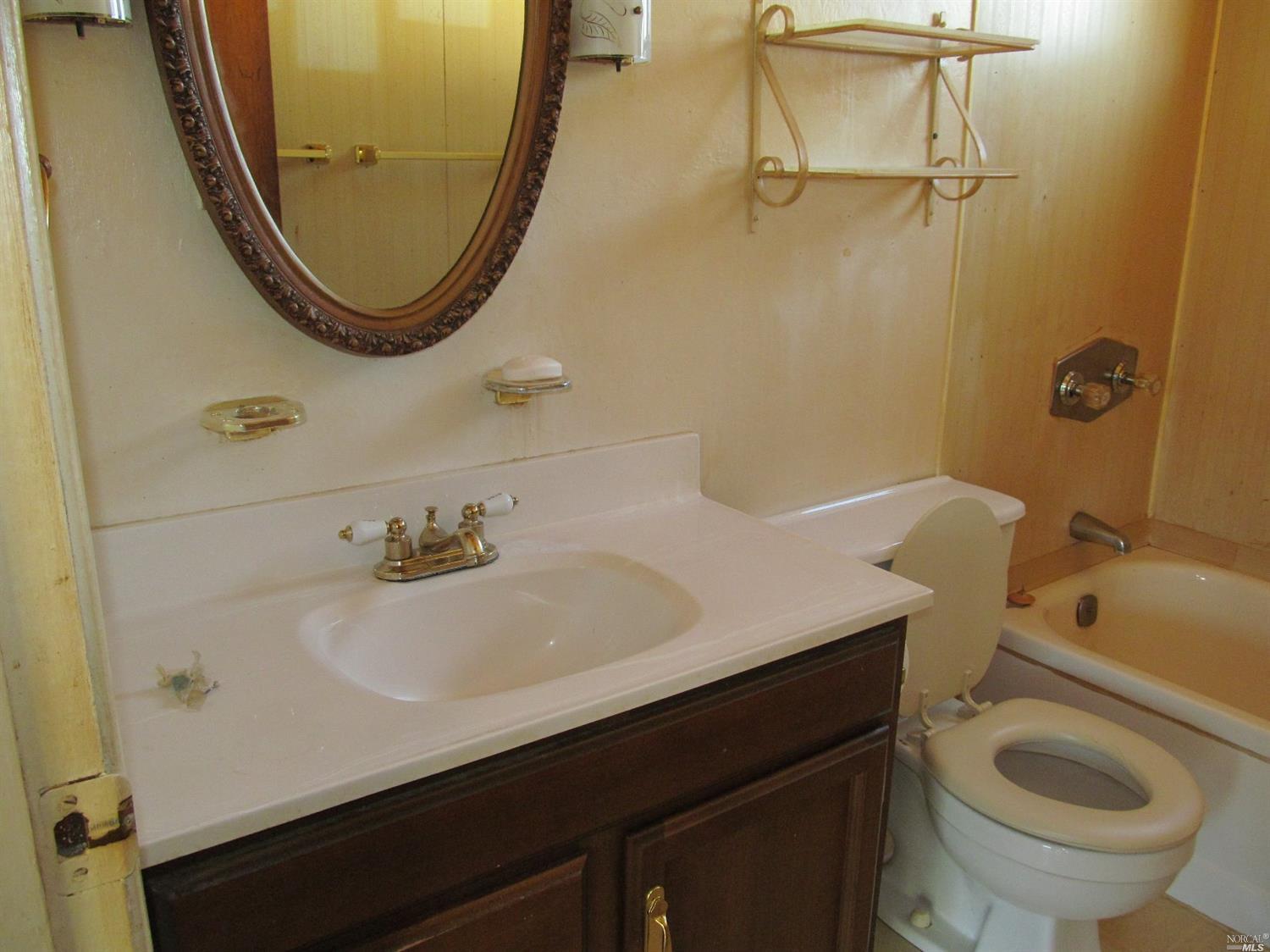 1032 Western Ave, Vallejo, CA 94590 photo 5