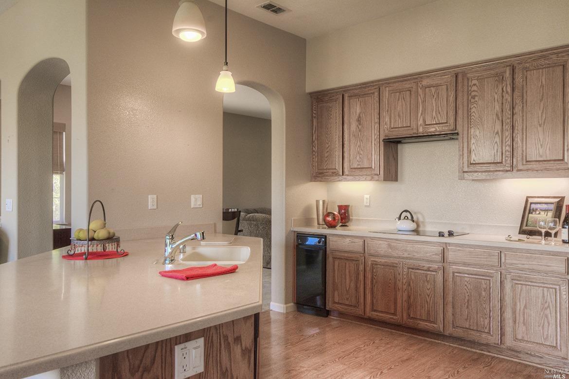 1532 Landmark Dr, Vallejo, CA 94591 photo 7