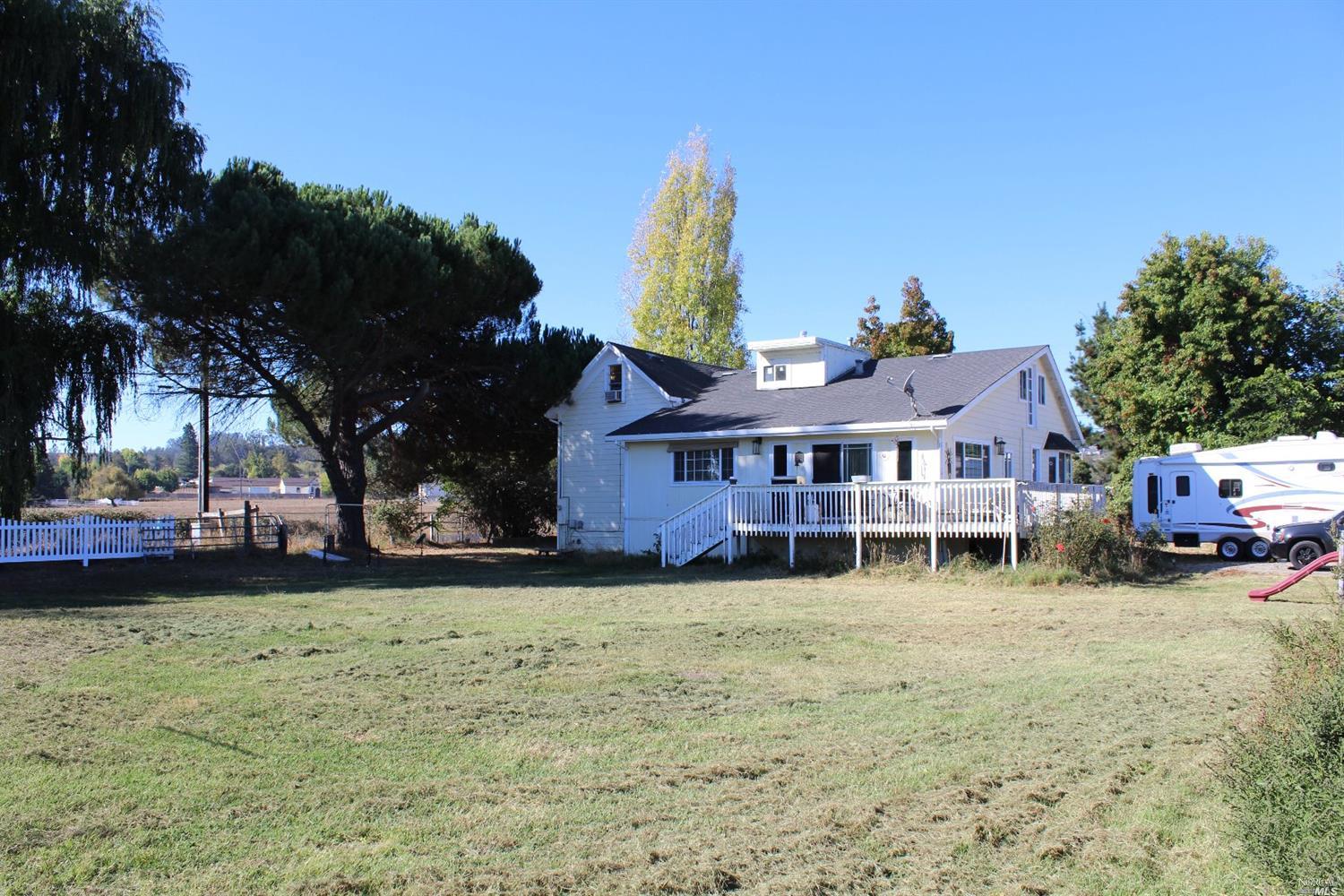 3976 Skillman Ln, Petaluma, CA 94952 photo 2