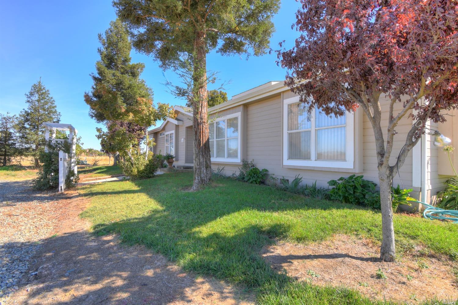 5590 Weber Rd, Vacaville, CA 95687 photo 3