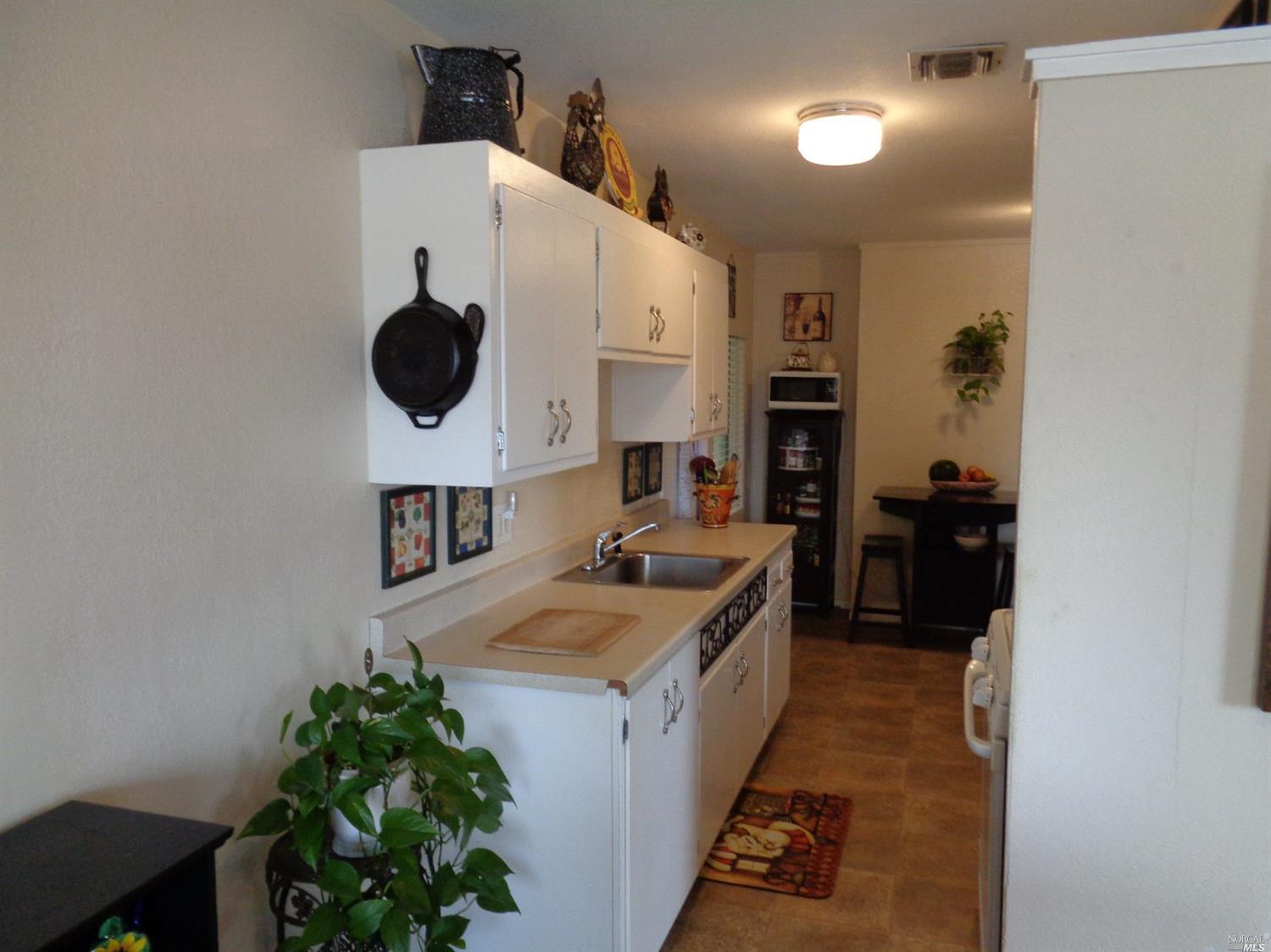 165 Haggerty St, Vallejo, CA 94591 photo 6