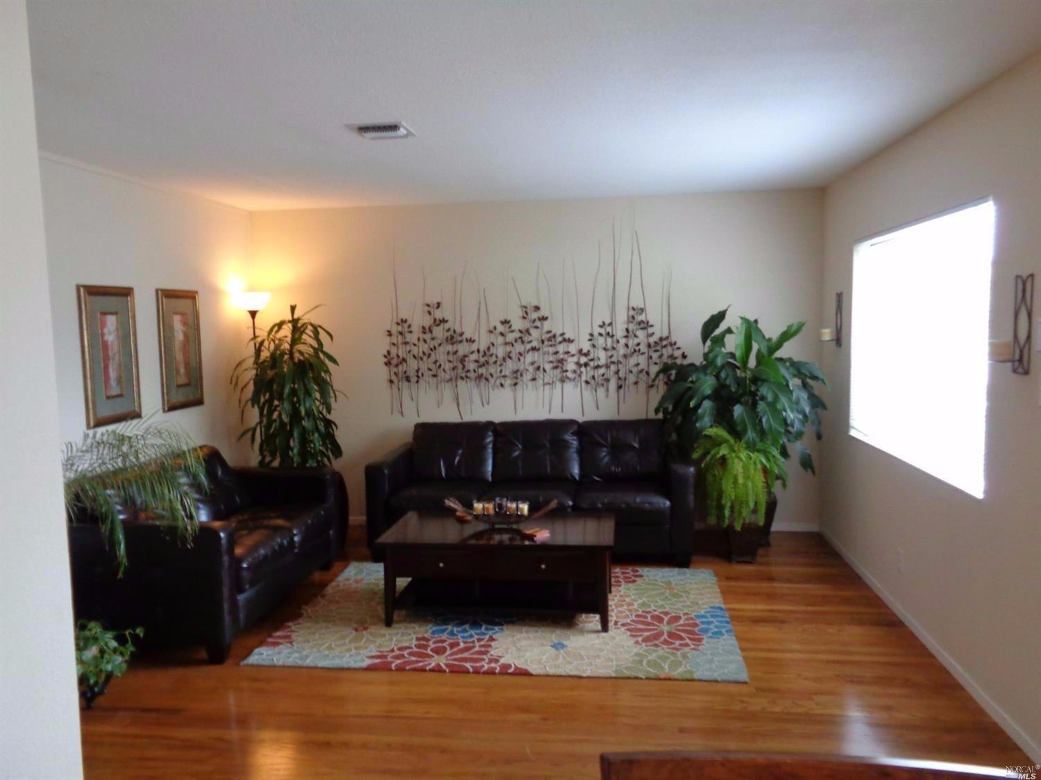 165 Haggerty St, Vallejo, CA 94591 photo 4