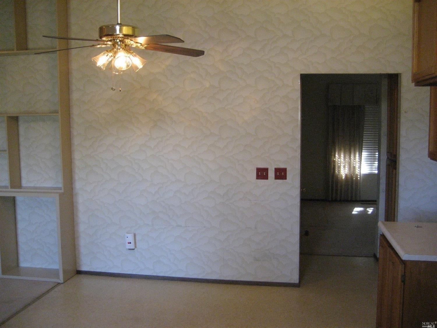 889 Natalie Dr, Windsor, CA 95492 photo 5
